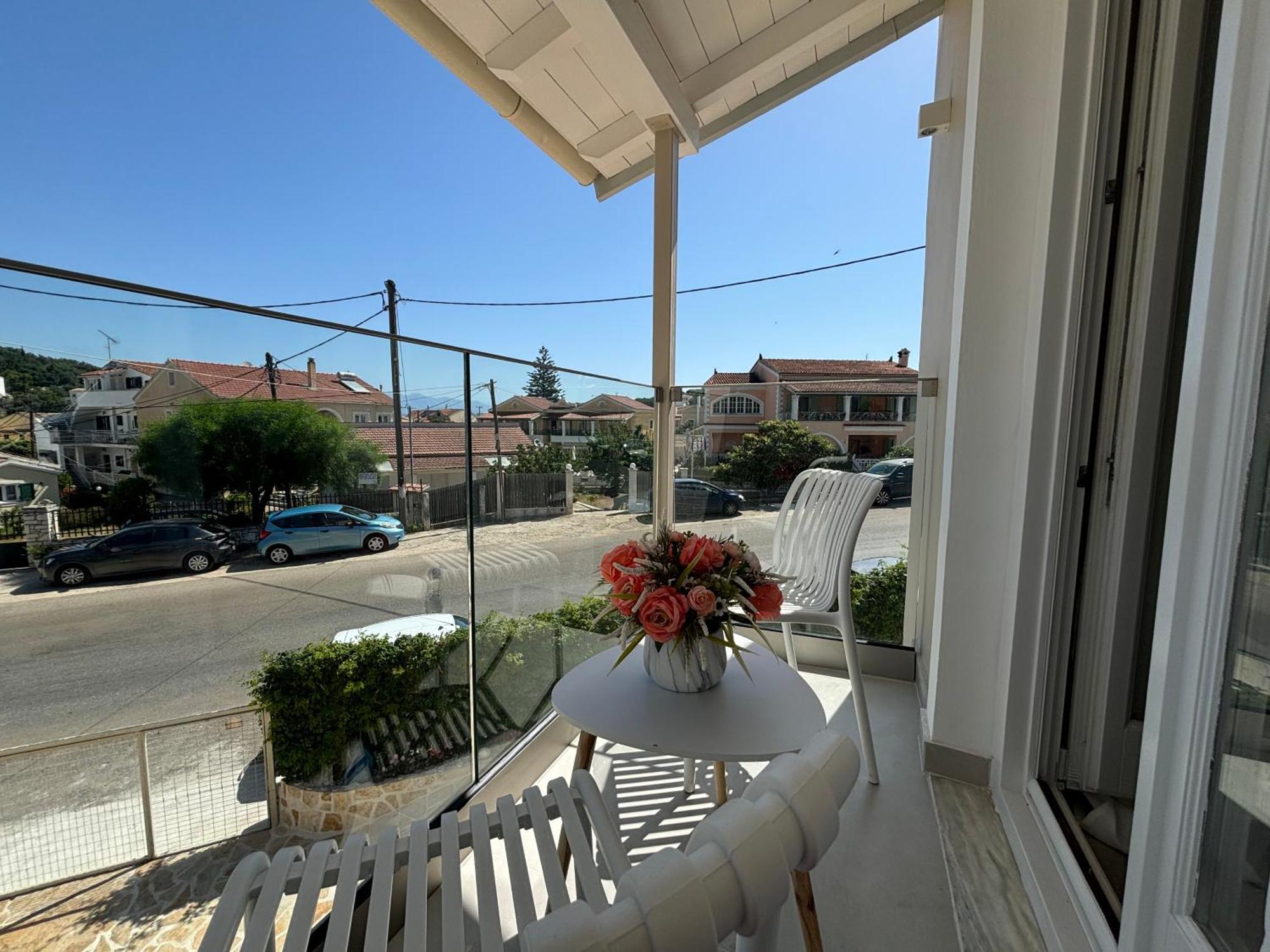 Mayflower Apartments Kassiopi Exterior photo